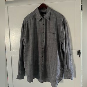 Men’s Saks Fifth Avenue Cotton Button Down Shirt Large